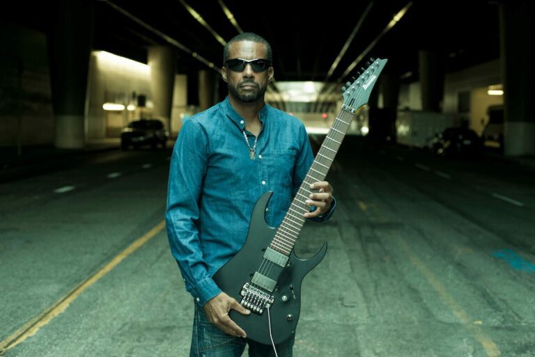 Tony MacAlpine. Foto: Divulgação