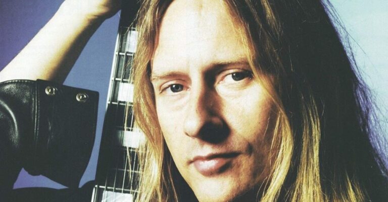 Jerry Cantrell posando para foto