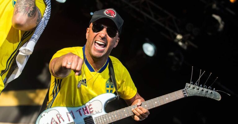 Tom Morello tocando ao vivo