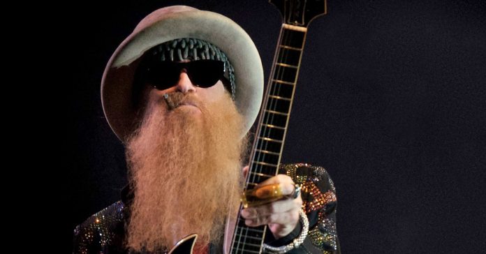 billy-gibbons Billy Gibbons posando para foto