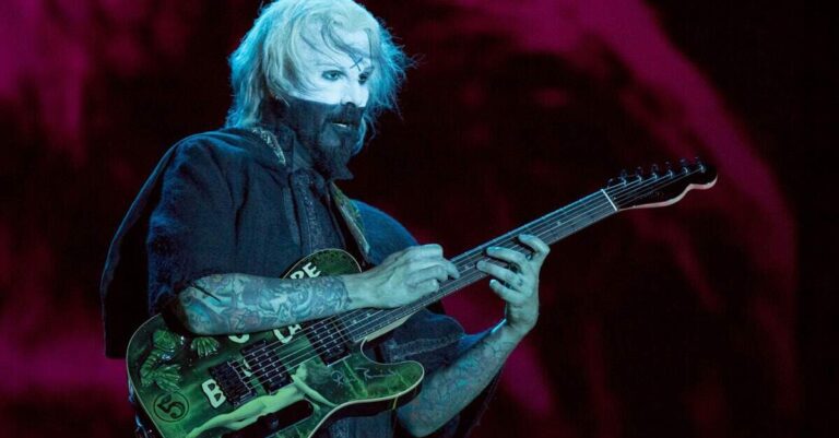 John 5 tocando ao vivo