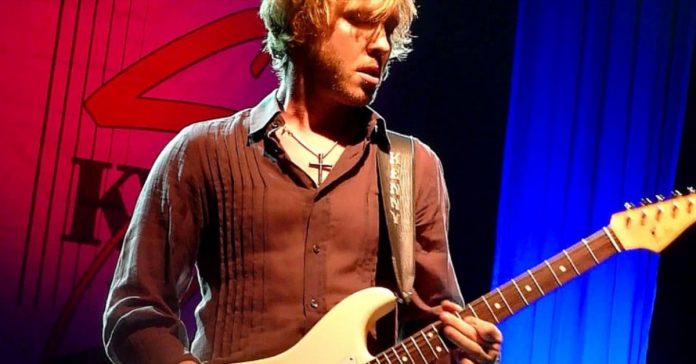 Kenny-Wayne-Shepherd Kenny Wayne Shepherd tocando ao vivo