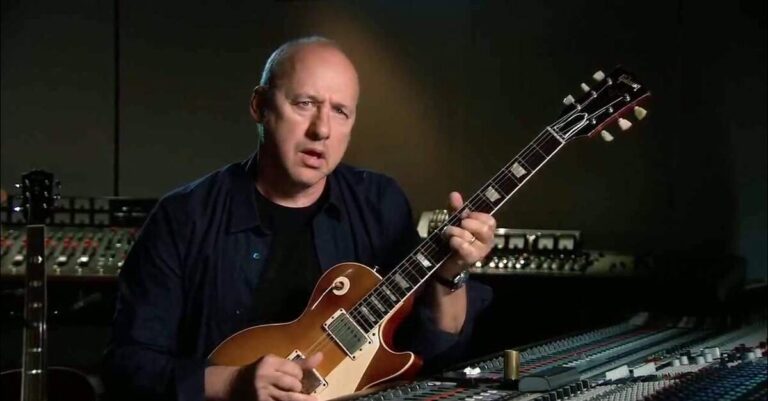 Mark Knopfler tocando uma Les Paul