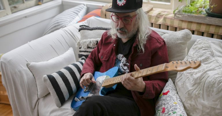 Fender J Mascis