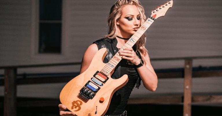 Nita Strauss