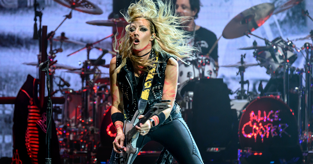 Nita Strauss ‘se Um Guitarrista Moderno Fizesse Um Solo Como Jimmy