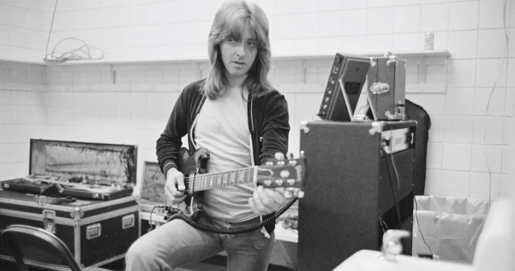 Morreu o guitarrista Joey Molland, da banda Badfinger