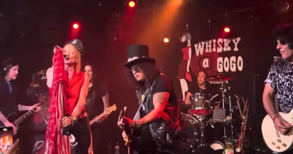 Slash toca com Michael Monroe