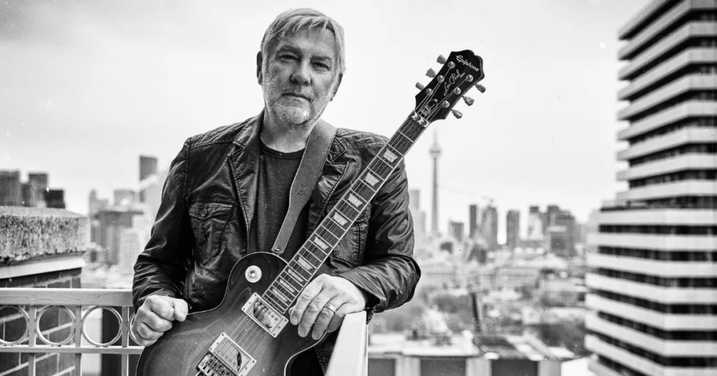 Alex Lifeson é um guitarrista imparável