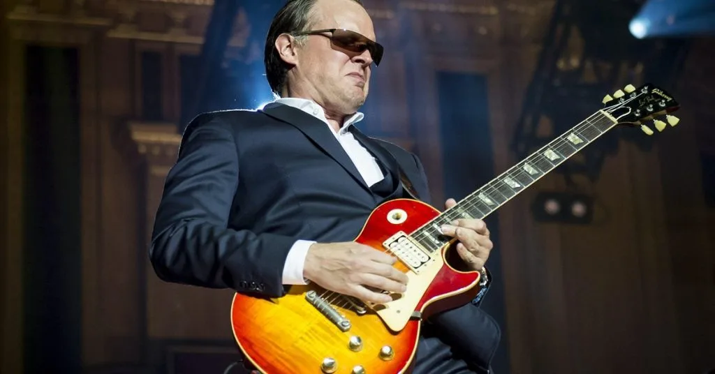 UTILIDADE PÚBLICA: Joe Bonamassa ensina como ficar sem quebrar cordas em Les Pauls há mais de 3 anos