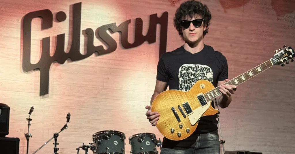 Filipe Rosset entra para a família Gibson e leva a guitarra brasileira para o mundo