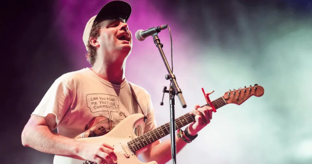 Mac DeMarco detona músicos da nova geração: “playground de bebês mimados” Mac DeMarco esculhamba músicos da nova geração