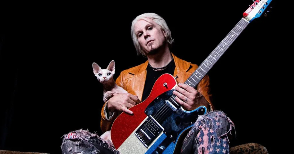 John 5 menciona quais guitarristas seguem mantendo a guitarra atualizada.