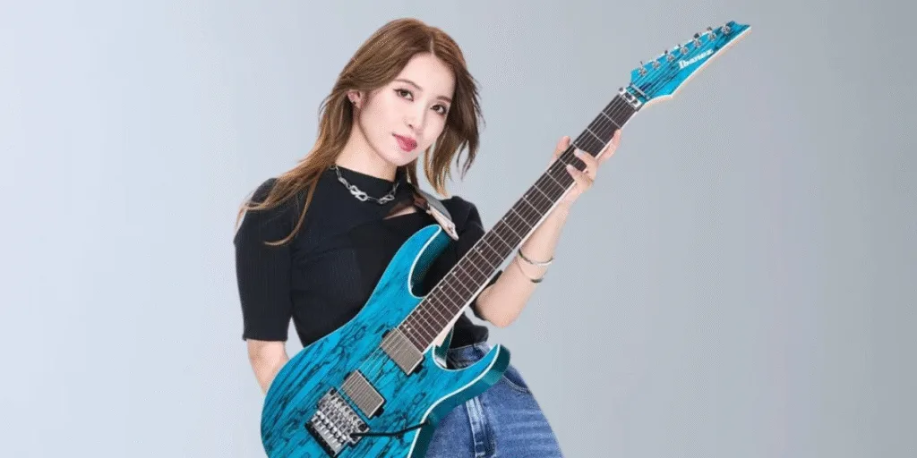 Hazuki ganha guitarra signature da Ibanez: descubra todos os detalhes da HZK1! Guitarra signature de Hazuki é exclusividade no Japão