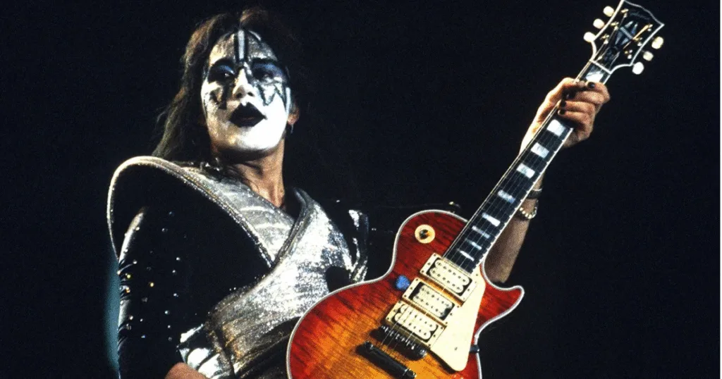 Ace Frehley estava internado por causa de um acidente doméstico.