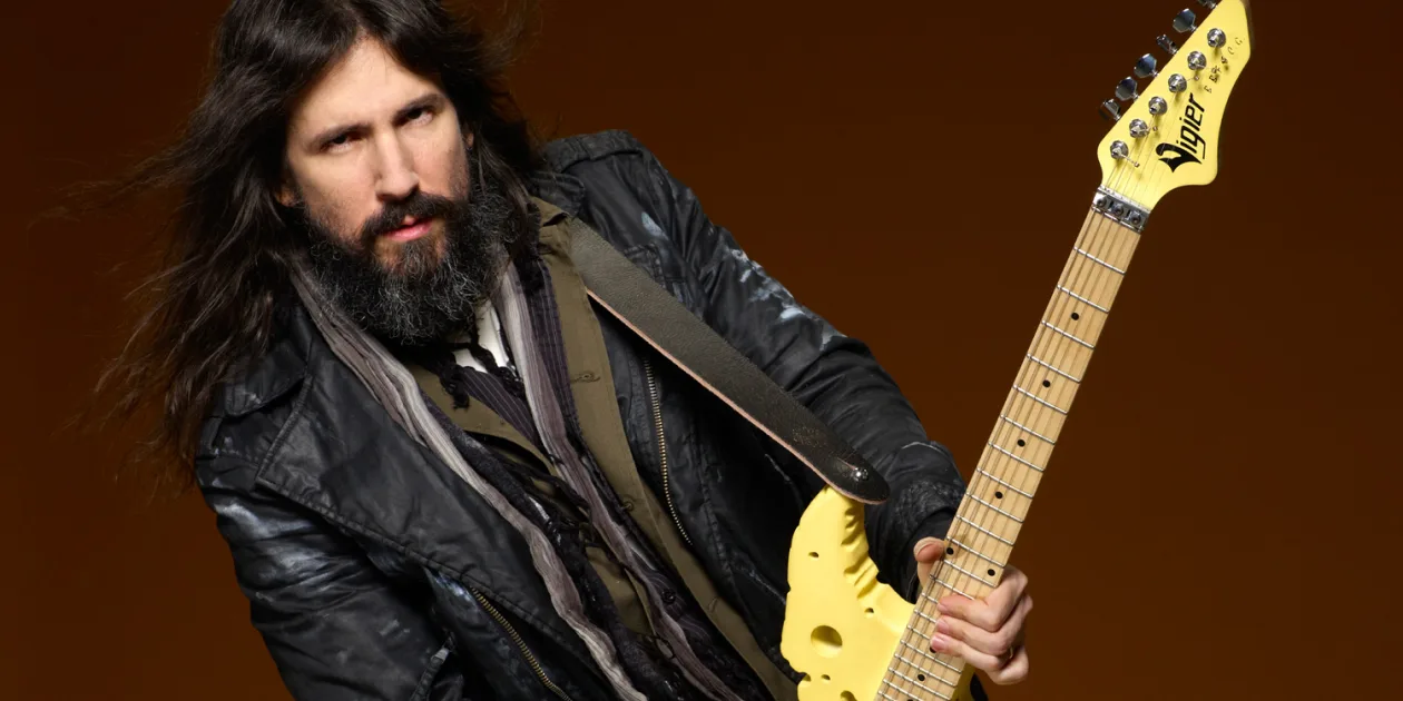 Ron “Bumblefoot” Thal lança clipe de “Moonshine Hootenanny”; vem ver!