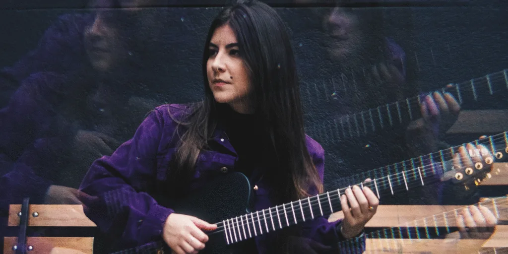 Jéssica Falchi, Lô Borges e Mammoth protagonizam a edição 145 da Guitarload, que fecha 2025 discutindo evolução e experimentação na guitarra.