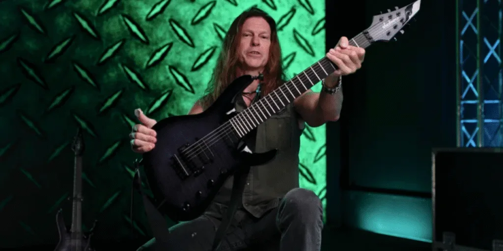 A nova geração Pro Plus refina a receita da parceria entre Chris Broderick e Jackson.