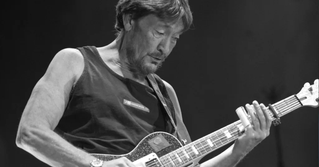 Ícone do blues e do rock britânico, Chris Rea deixa um legado que atravessa gerações de músicos.
