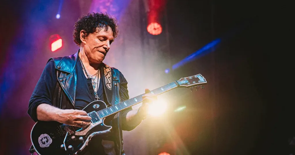 Neal Schon recorda jam desastrosa com Santana: “Horrível” Neal Shcon relembra jam com Santana