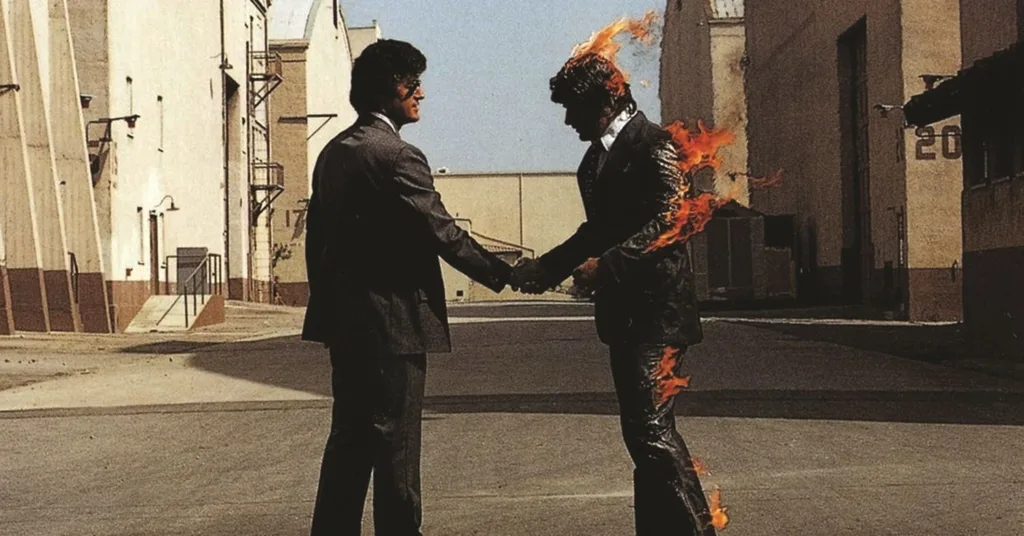 Capa do disco Wish You Were Here, do Pink FLoyd