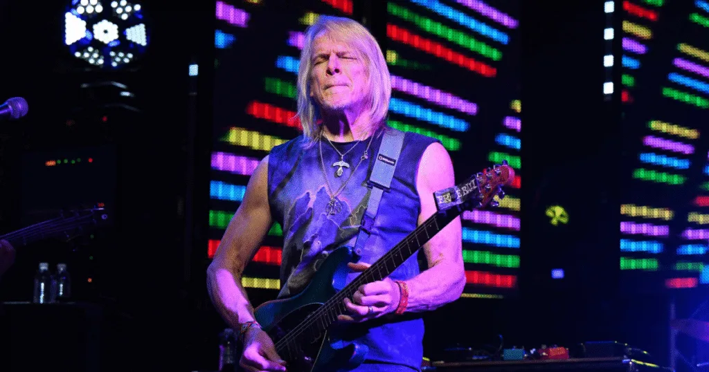 Steve Morse mira nova fase musical inspirada em Eric Clapton: “Slowhand”