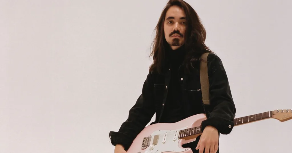Mateus Asato encerra parceria com a Suhr: “Nunca vou esquecer essa jornada” Suhr Guitars e Mateus Asato encerram parceria.