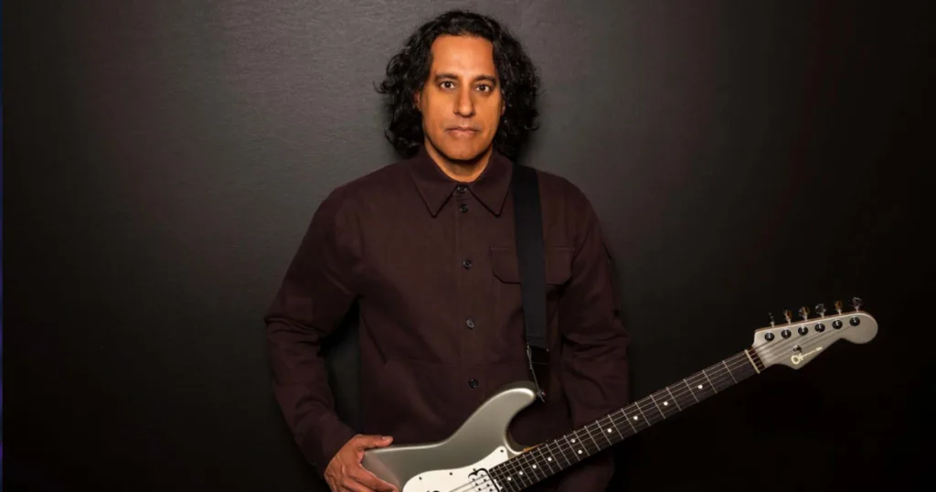 charvel lanca guitarra signature de prashant aswani
