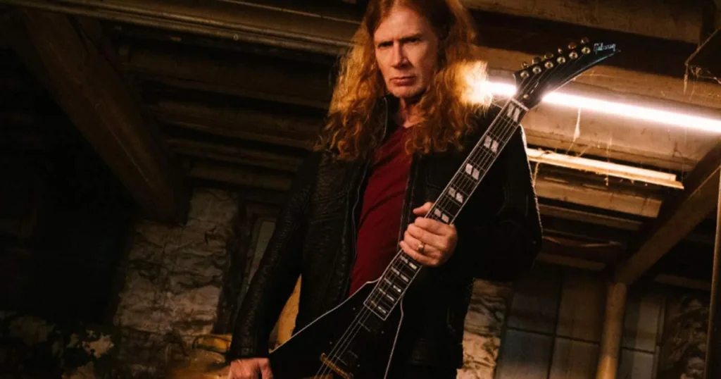 Dave Mustaine admite que alguns riffs do Megadeth são quase “impossíveis” de tocar Dave Mustaine admite que riffs do Megadeth às vezes chegam a ser tão complexos que prejudicam a música.