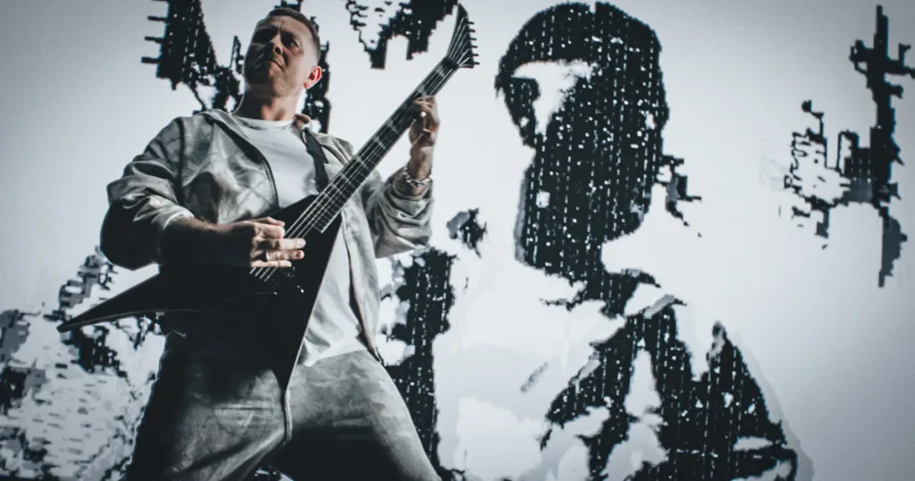 Nada de frescura: Jackson lança guitarras “all black” com apenas um captador Jackson aposta na simplicidade e lança guitarra com um única captador