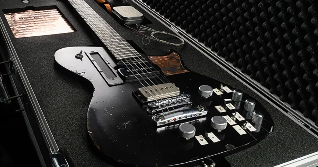 Guitarra de Matt Bellamy ganha réplica com preço de até R$ 195 mil Manson lança réplica da guitarra de Matt Bellamy