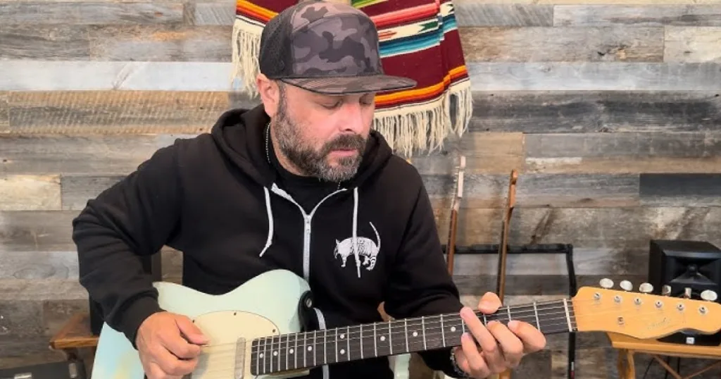 Para o músico, uma guitarra excelente é aquela que permite tocar sem pensar nas limitações do instrumento.