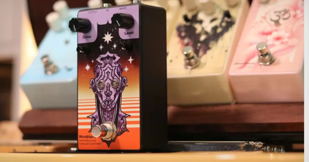 RhPf apresenta pedal que distribui o ganho pelo circuito e altera a forma como o drive se constrói.