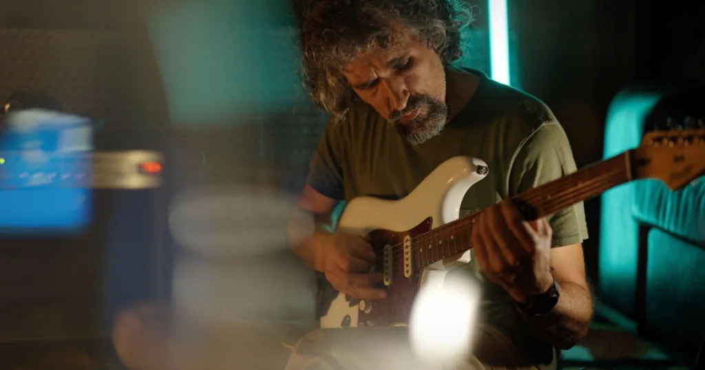 Fender abre inscrições para o Next 2026, iniciativa que conecta novos músicos ao mercado internacional.
