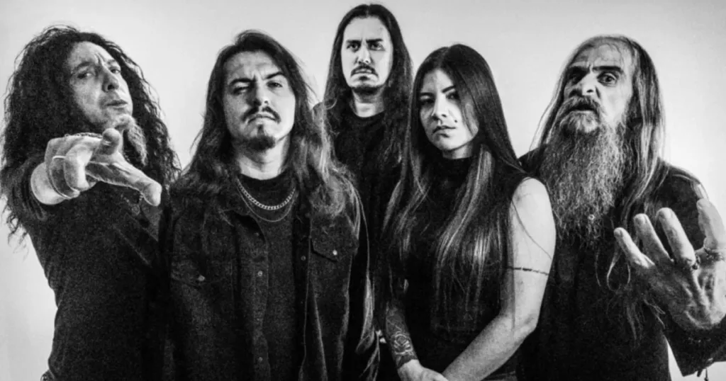 Korzus anuncia Jéssica Falchi nas guitarras e inicia nova era no thrash nacional Nova formação do Korzus ganha força com Jéssica Falchi nas guitarras e single inédito que antecipa o próximo álbum da banda.