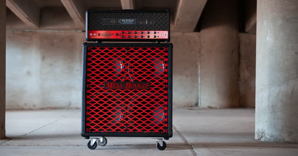 Mesa/Boogie relança Dual Rectifier dos anos 90 com melhorias modernas e edição limitada em vermelho Cabeçote valvulado de 100 watts resgata som dos anos 90 com melhorias técnicas e edição especial limitada.