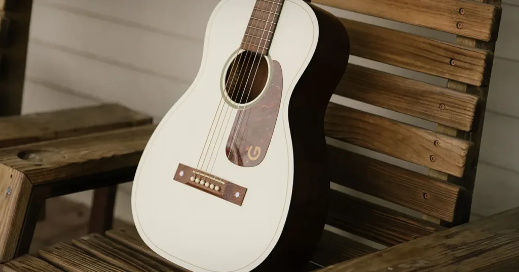 Gretsch lança Jim Dandy Parlor Limited em Vintage White e reforça apelo retrô da linha acústica Nova edição limitada da série Jim Dandy aposta em acabamento Vintage White e visual inspirado nos violões de catálogo das décadas de 1930 a 1950.