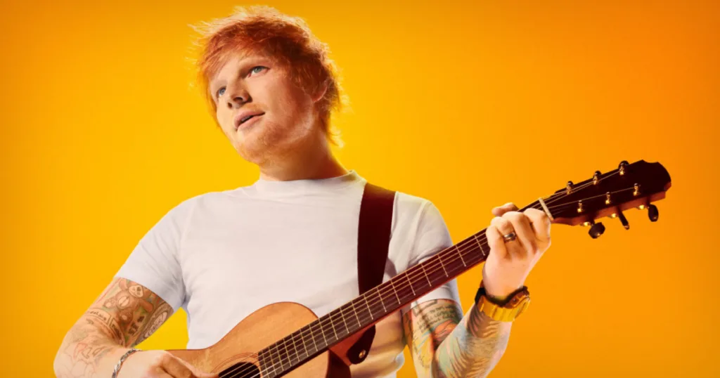 Ed Sheeran revela amplificador próprio durante apresentação em Ipswich e antecipa lançamento oficial da Orange.
