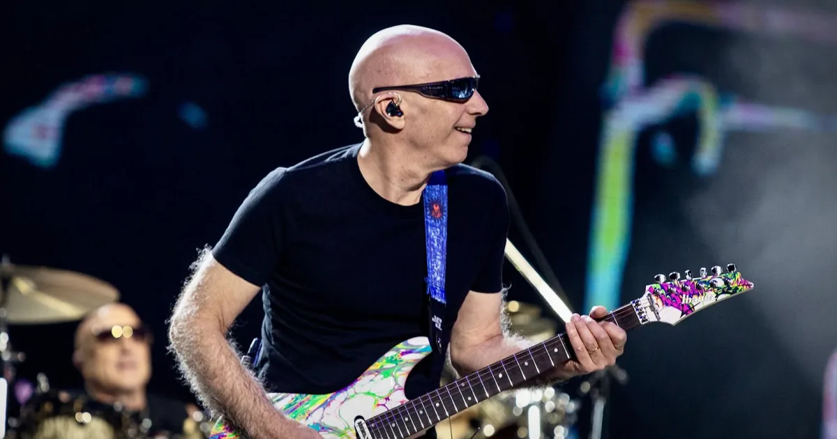 Joe Satriani diz que anos no metrônomo podem não fazer de você um grande guitarrista