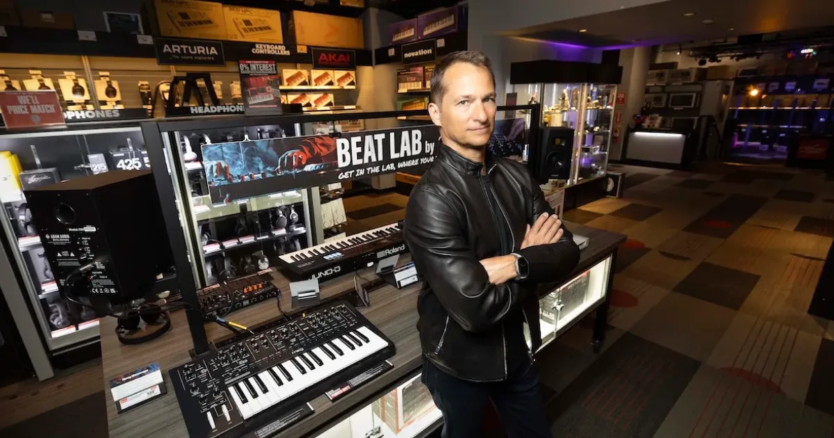 Guitar Center admite erros e diz que clientes estão guiando sua recuperação